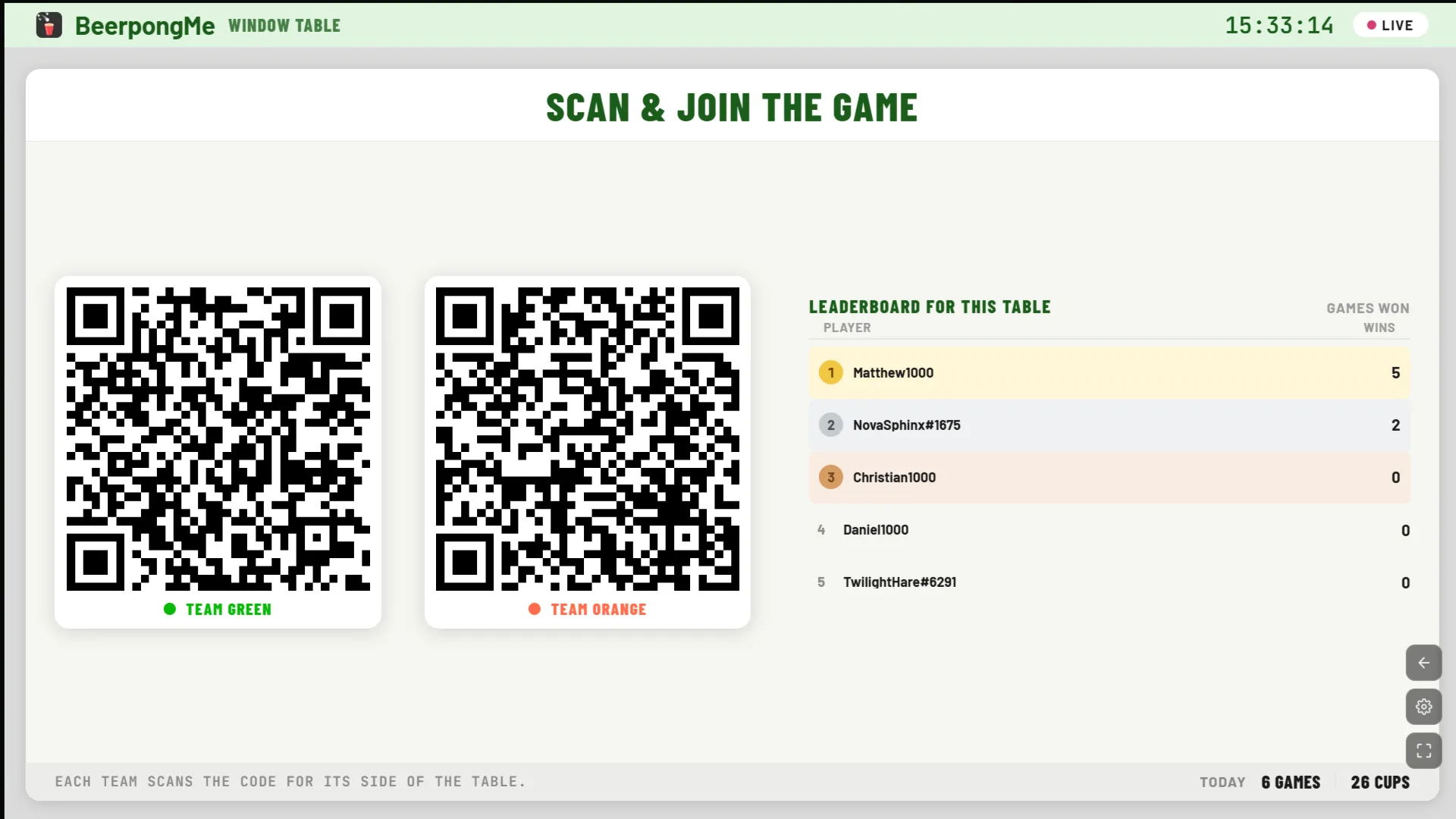 BeerpongMe single-table display of a free table with the QR codes for team green and team orange side by side and that table's daily leaderboard