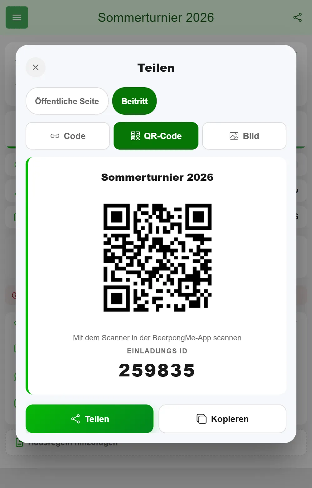 Teilen-Fenster eines Beerpong-Turniers in BeerpongMe unter „Beitritt": QR-Code mit dem Hinweis „Mit dem Scanner in der BeerpongMe-App scannen", darunter die sechsstellige Einladungs-Id sowie die Knöpfe Teilen und Kopieren